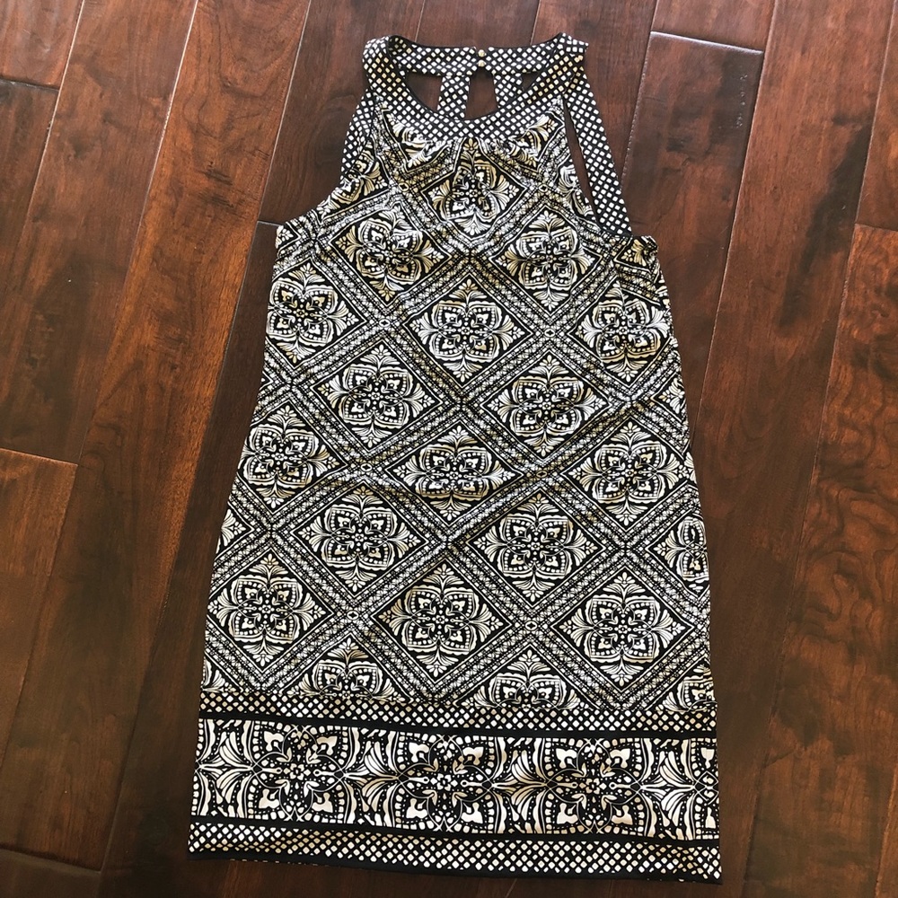 WHBM NWT black and white printed reversible dress